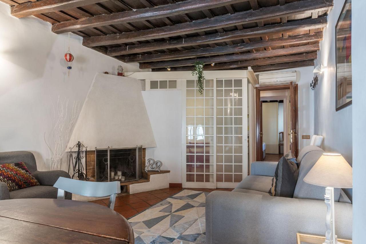 Appartamento Stylish Flat Domus Aurea Roma Esterno foto
