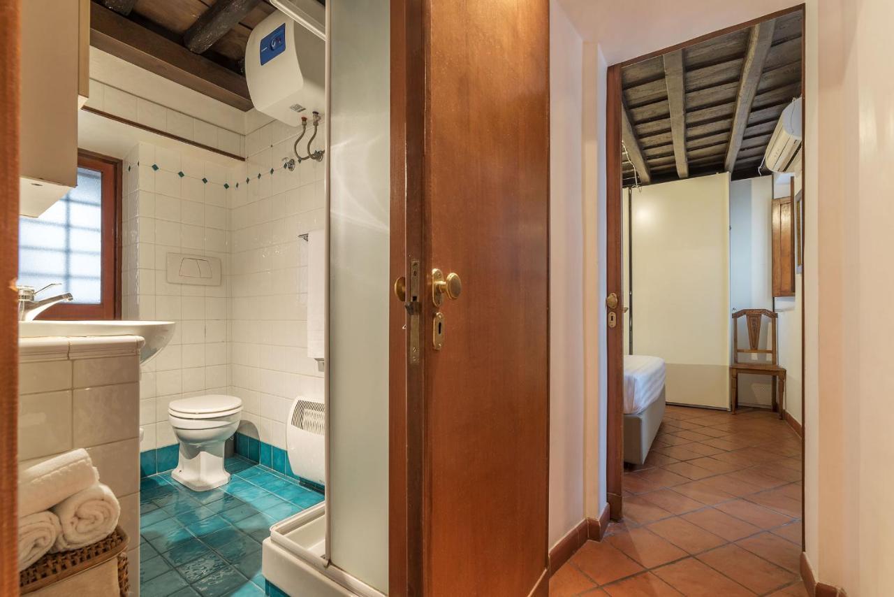 Appartamento Stylish Flat Domus Aurea Roma Esterno foto