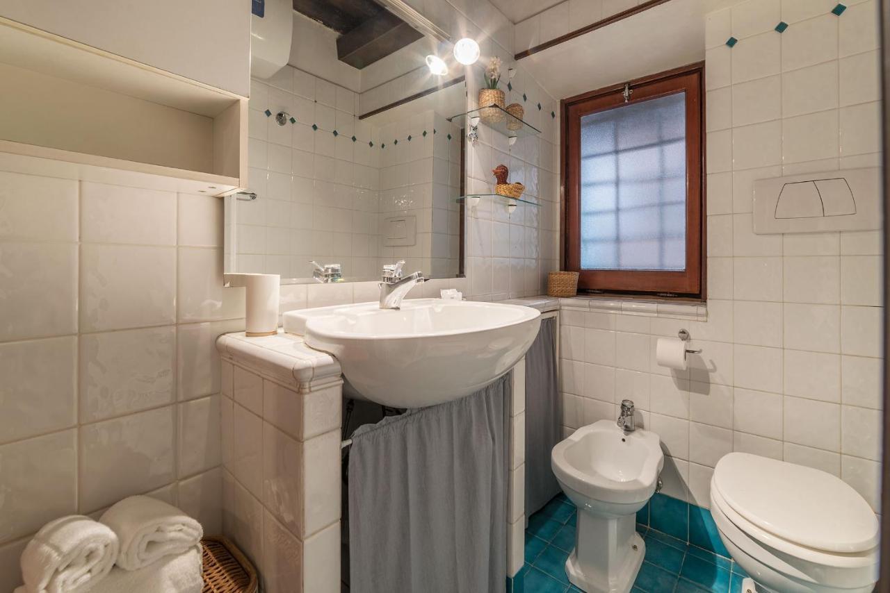 Appartamento Stylish Flat Domus Aurea Roma Esterno foto